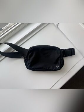 Lululemon Black Belt Bag